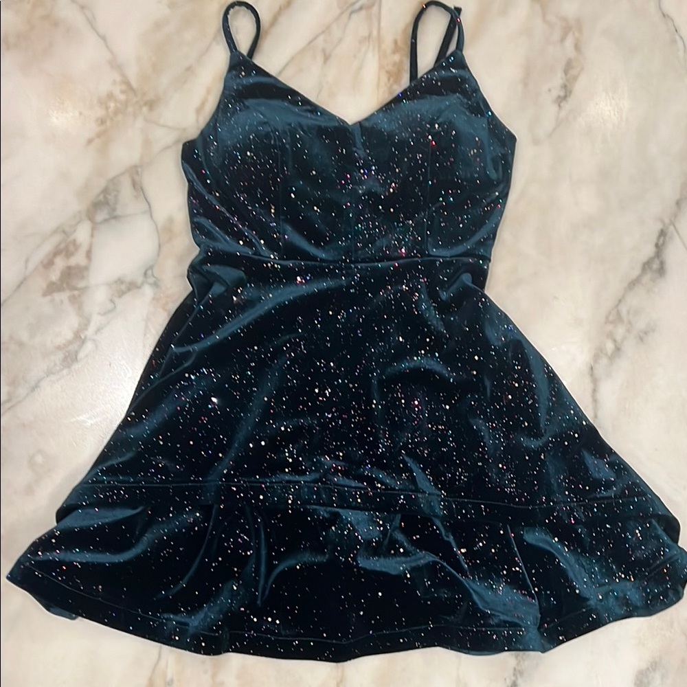 Xtraordinary dark green Mini Dress with Glitter Accents size 1